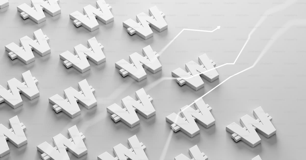 Compound Interest Explained With Real Examples